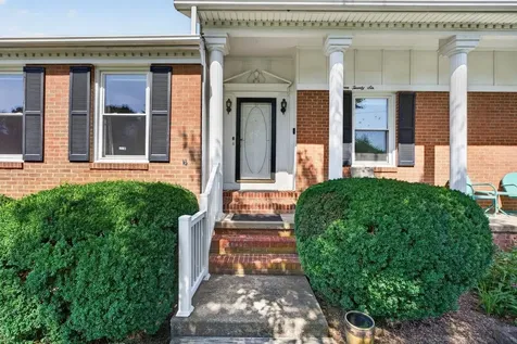 1126 Woodleigh Court Harrisonburg VA 22802