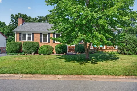 1126 Woodleigh Court Harrisonburg VA 22802