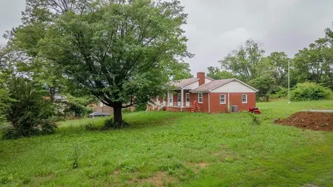 939 Vine Street Harrisonburg VA 22801