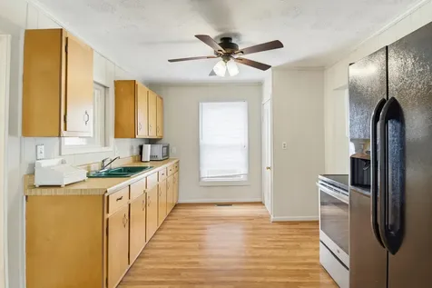 2202 Poplar Street Staunton VA 24401