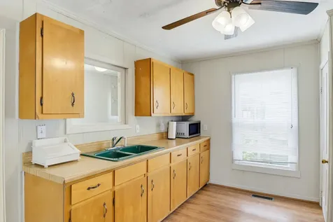 2202 Poplar Street Staunton VA 24401