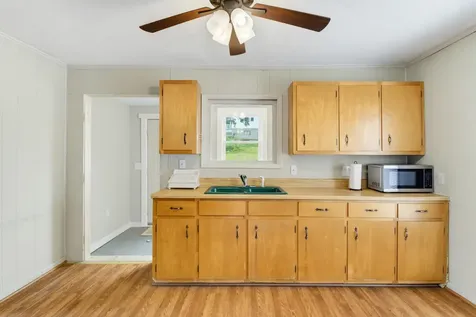2202 Poplar Street Staunton VA 24401