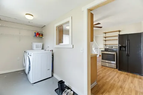 2202 Poplar Street Staunton VA 24401