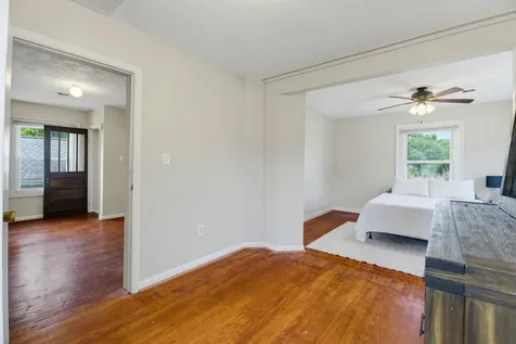 2202 Poplar Street Staunton VA 24401
