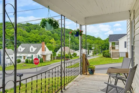 2202 Poplar Street Staunton VA 24401