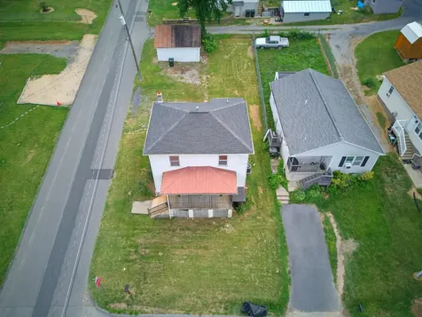 2202 Poplar Street Staunton VA 24401