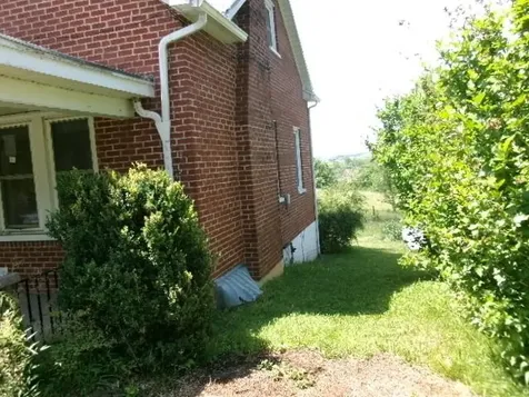 1604 Parkersburg Turnpike Swoope VA 24479