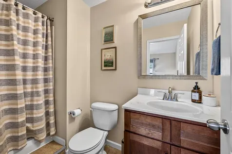 1242 Settlers Lane Harrisonburg VA 22802