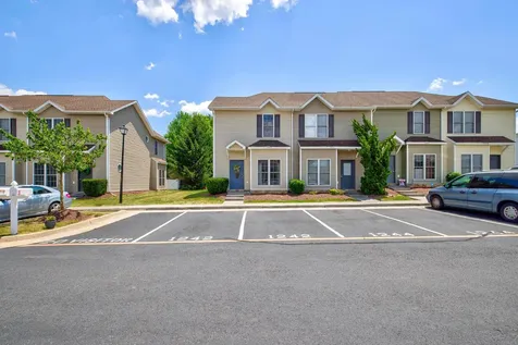 1242 Settlers Lane Harrisonburg VA 22802