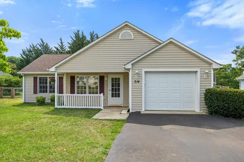 214 Adventure Trail Waynesboro VA 22980