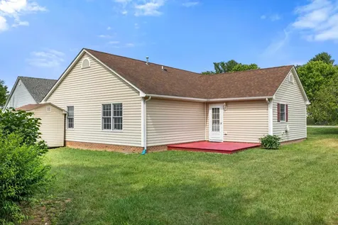 214 Adventure Trail Waynesboro VA 22980