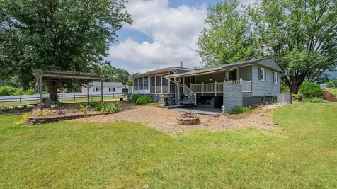376 Bloomer Springs Road Mcgaheysville VA 22840