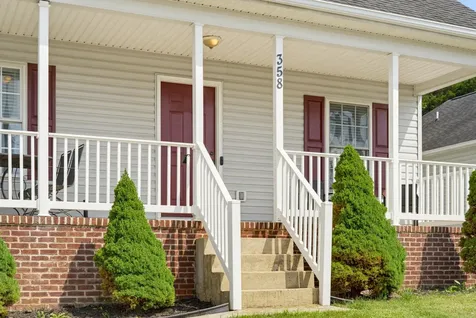358 Delphine Avenue S Waynesboro VA 22980