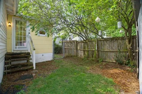 551 Highland Avenue Waynesboro VA 22980