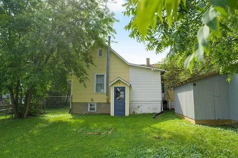 551 Highland Avenue Waynesboro VA 22980