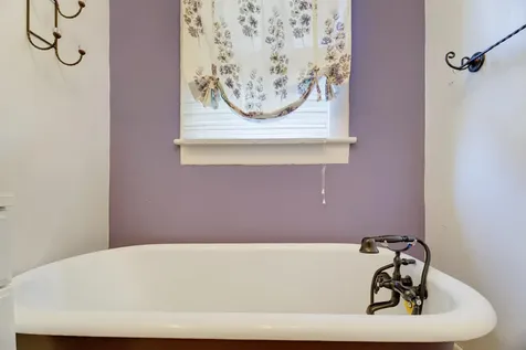 551 Highland Avenue Waynesboro VA 22980
