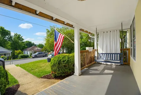 551 Highland Avenue Waynesboro VA 22980