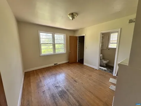 912 Saint Charles Avenue Charlottesville VA 22901