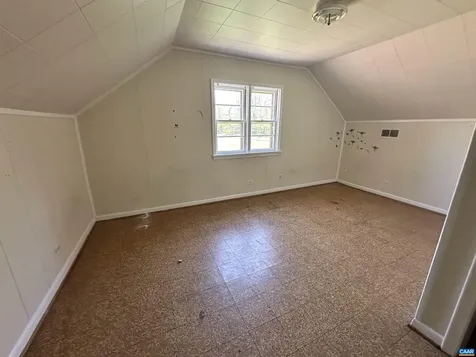 912 Saint Charles Avenue Charlottesville VA 22901