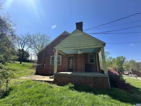 912 Saint Charles Avenue Charlottesville VA 22901