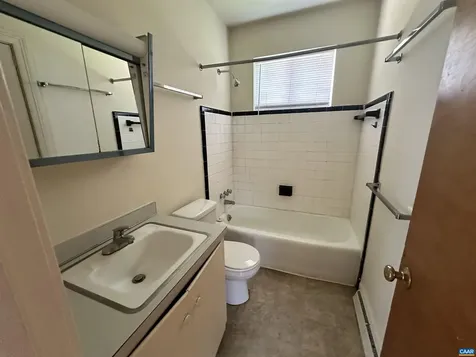 912 Saint Charles Avenue Charlottesville VA 22901