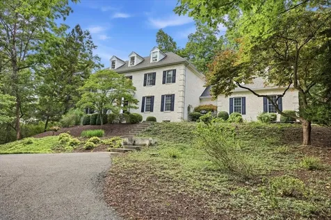 508 Wakefield Circle Staunton VA 24401