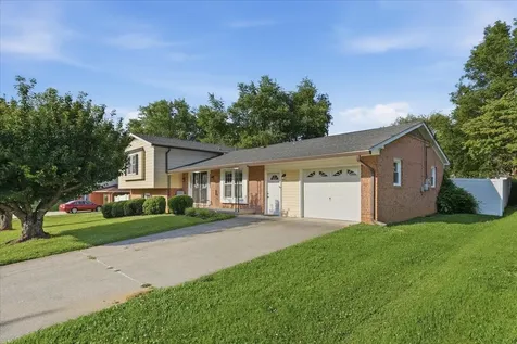 985 Marshall Street S Front Royal VA 22630