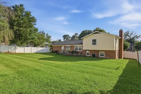 985 Marshall Street S Front Royal VA 22630