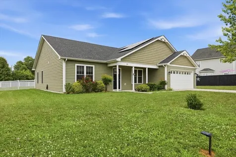 101 Evershire Street Waynesboro VA 22980