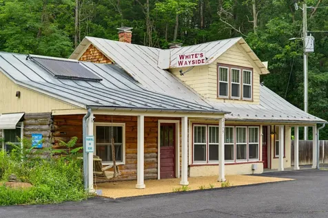 2175 Hankey Mountain Highway Churchville VA 24421