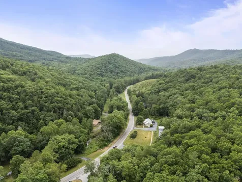 2175 Hankey Mountain Highway Churchville VA 24421