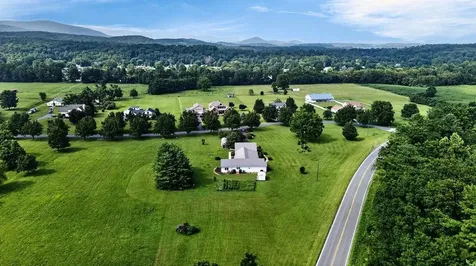 40 Bradford Street Swoope VA 24479