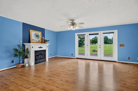 40A Bradford Street Swoope VA 24479
