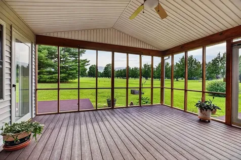 40A Bradford Street Swoope VA 24479