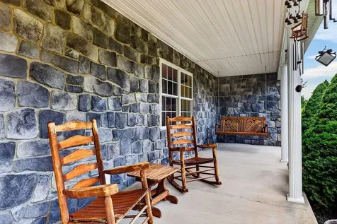 40A Bradford Street Swoope VA 24479