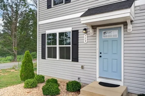 753 Carson Circle Grottoes VA 24441