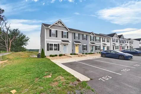 753 Carson Circle Grottoes VA 24441