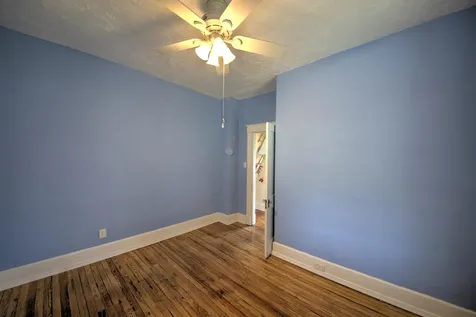 700 Sherwood Avenue Waynesboro VA 22980