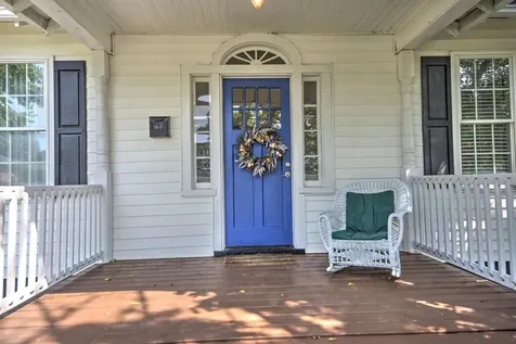 700 Sherwood Avenue Waynesboro VA 22980