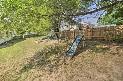 700 Sherwood Avenue Waynesboro VA 22980