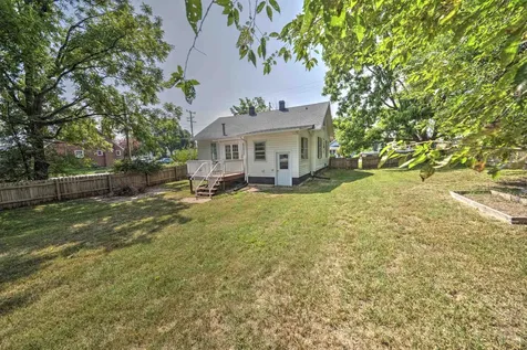 700 Sherwood Avenue Waynesboro VA 22980