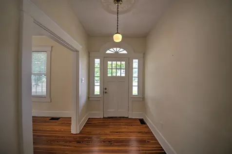 700 Sherwood Avenue Waynesboro VA 22980