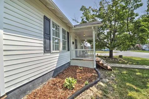 700 Sherwood Avenue Waynesboro VA 22980