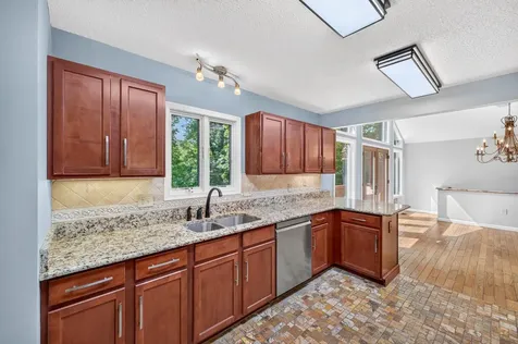 258 Turkey Drive Mcgaheysville VA 22840