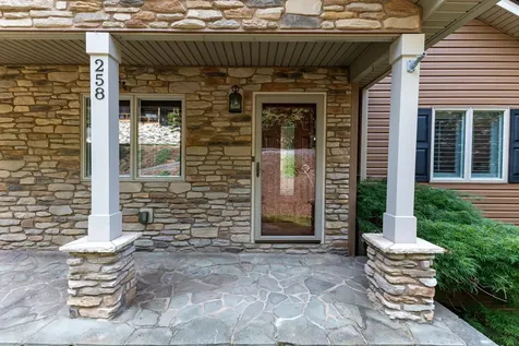 258 Turkey Drive Mcgaheysville VA 22840
