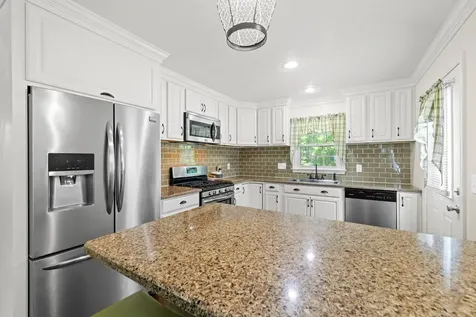 14 Loch Drive Staunton VA 24401
