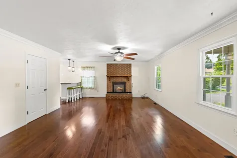 14 Loch Drive Staunton VA 24401
