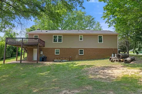 14 Loch Drive Staunton VA 24401
