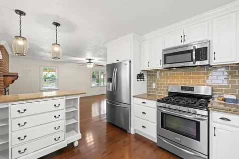 14 Loch Drive Staunton VA 24401