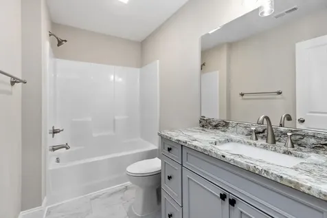 588 Delphine Avenue N Waynesboro VA 22980